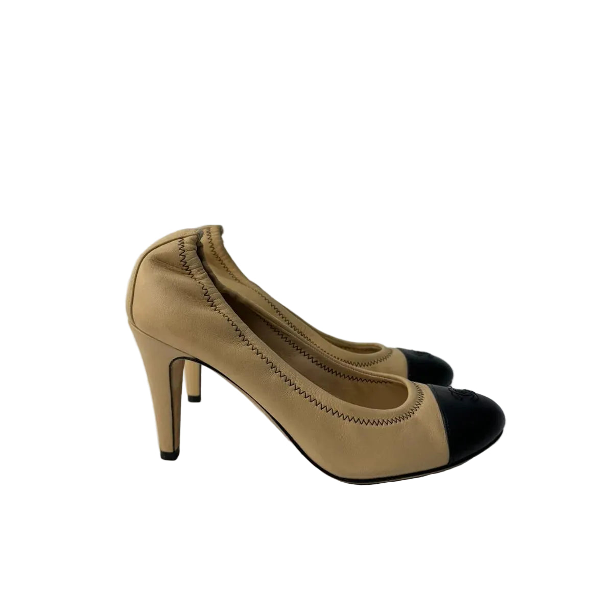 Scarpin Chanel Elastic Cap Toe Bicolor Bege Tam. 36 Br
