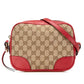 Bolsa Gucci Bree GG Canvas Vermelha e Marrom