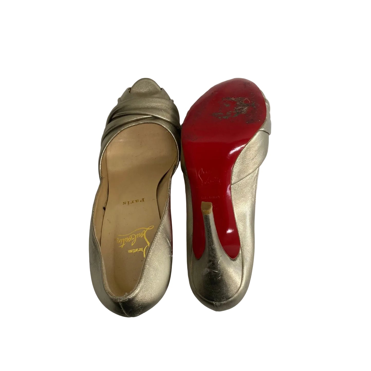 Sandalia Louboutin Dourado Tam 37,5 Br