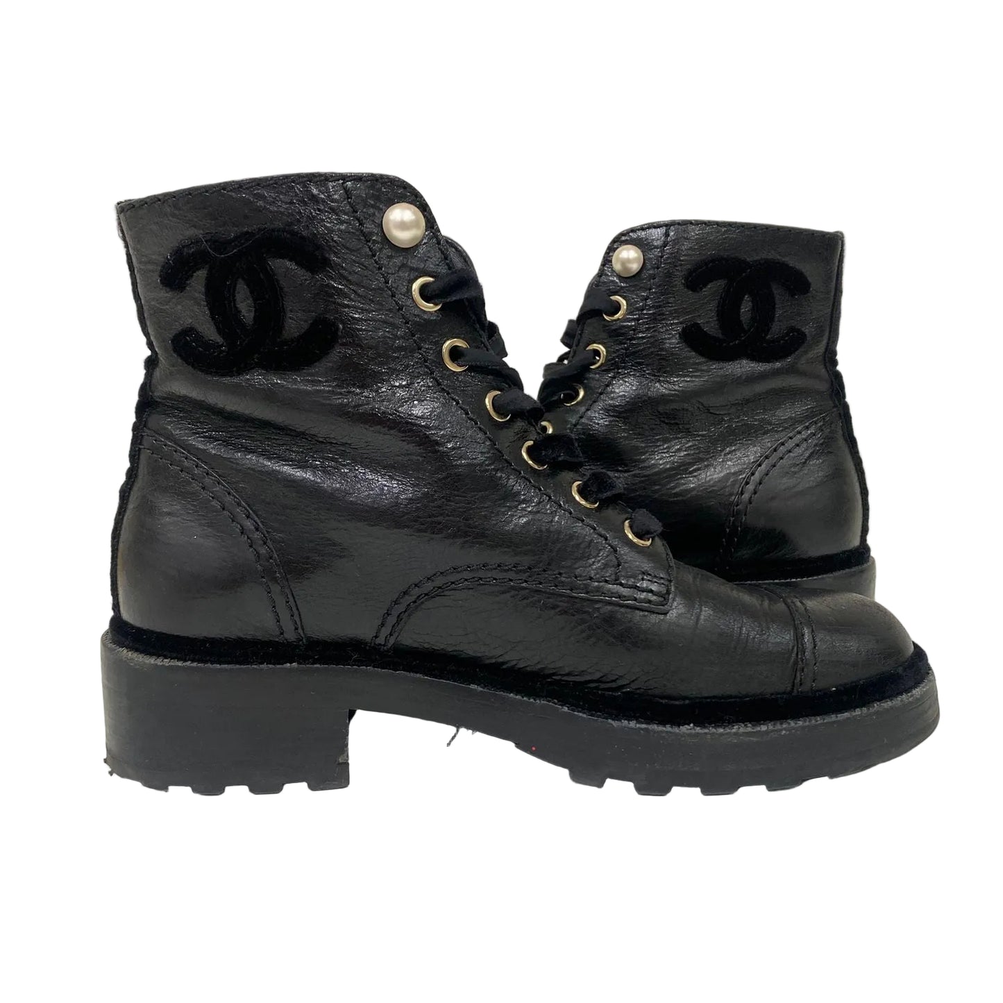 Coturno Chanel Preto Com Pérola Tam 36 BR