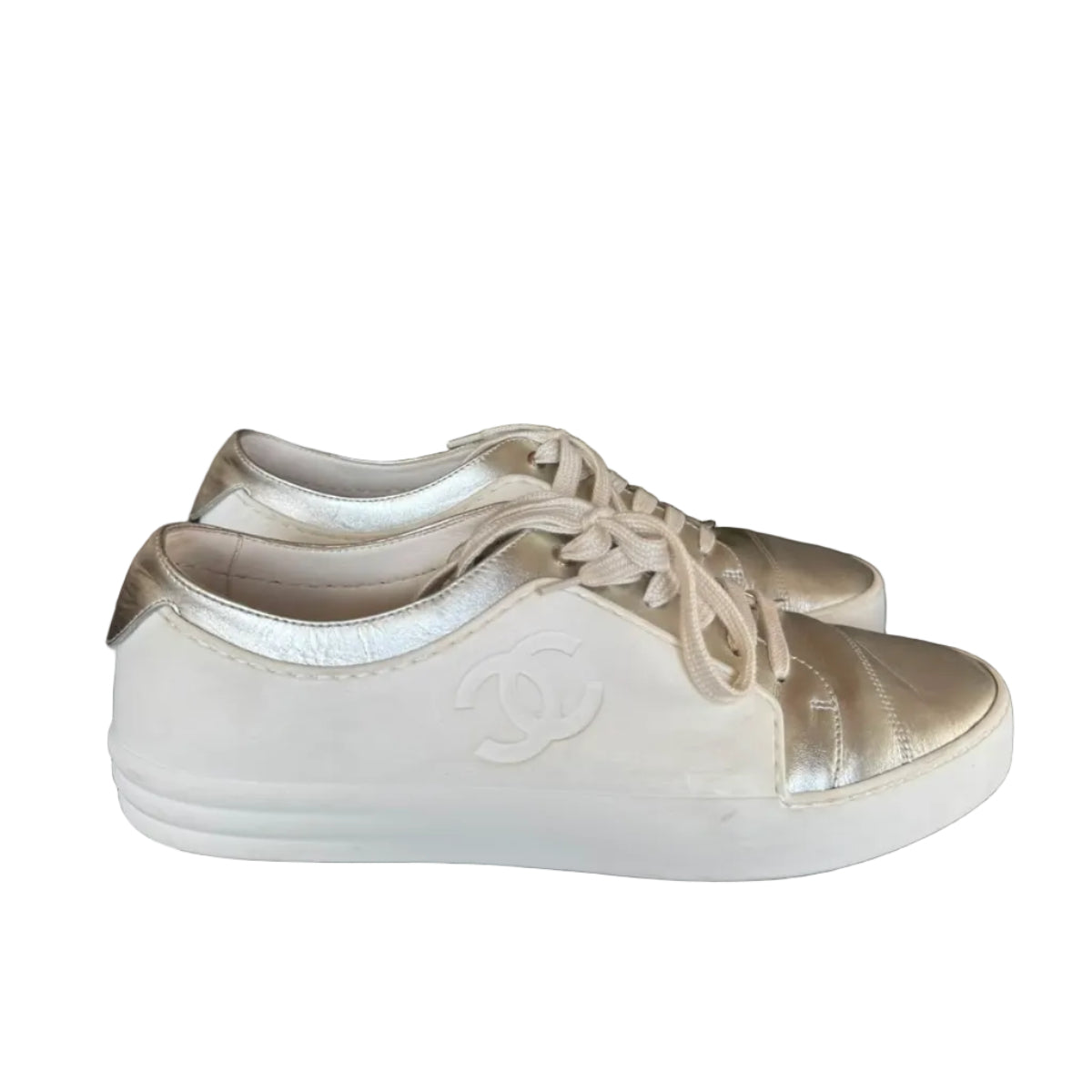 Tenis Chanel Branco e Prata Tam 38 Br