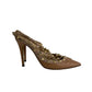 Scarpin Valentino Couro Bege e Studs Dourados Tam 36 BR
