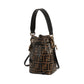 Bolsa Fendi MINI MON TRESOR BUCKET BAG