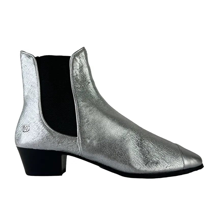 Bota Chanel Prata Brilhante Tam 38 BR