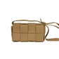 Bolsa  Bottega Veneta Cassette Belt Bag Bege