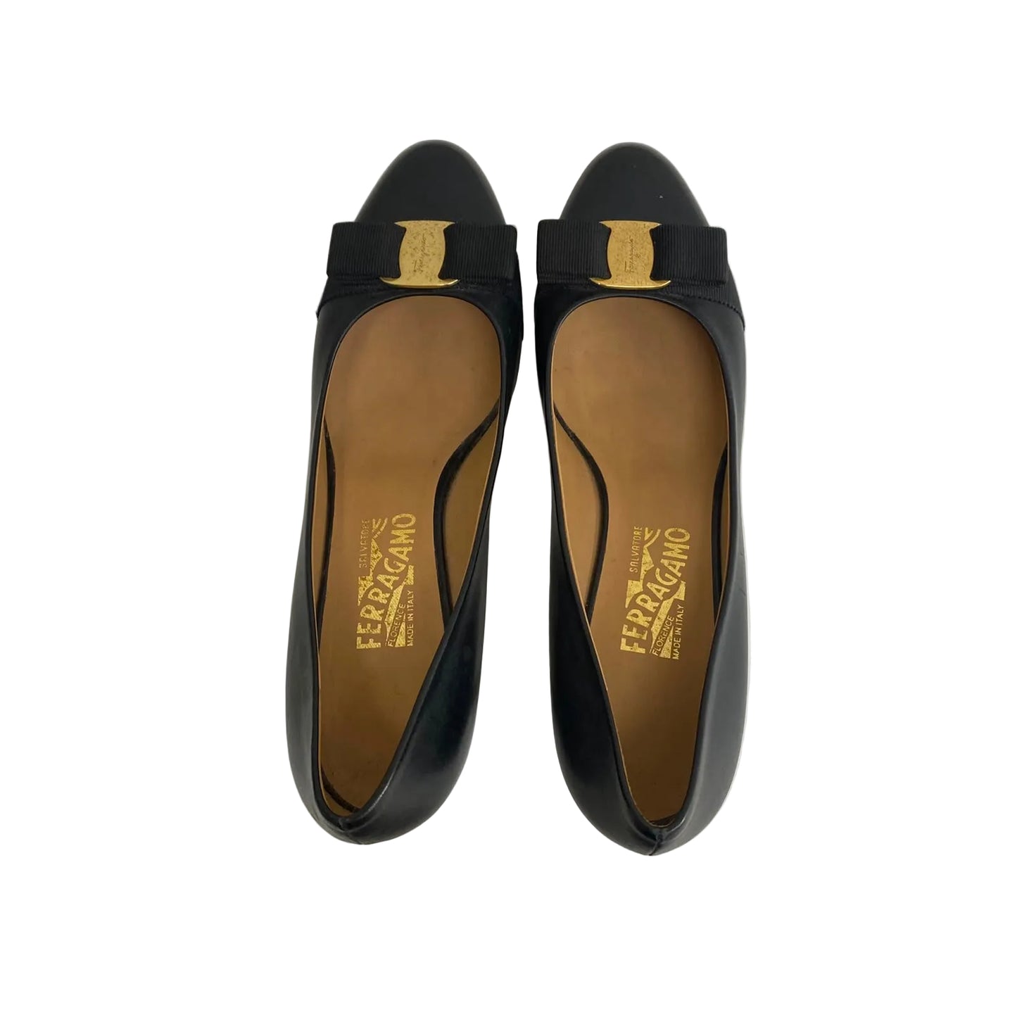 Sapato Ferragamo Salto Preto Tam 38,5 Br