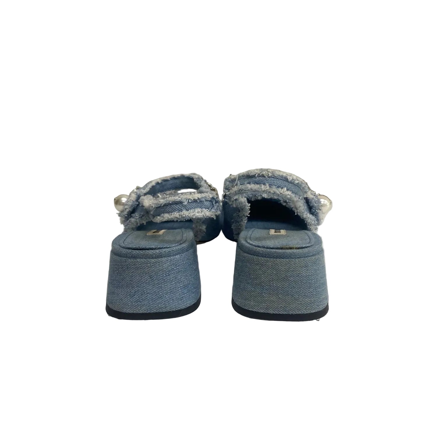 Sandália Miu Miu Jeans Com Pérola Tam 34 Br