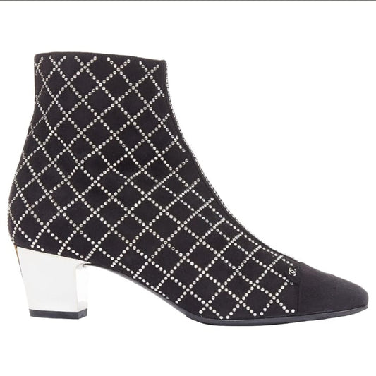 Bota Chanel Couro Com Detalhe Brilhante Tam 38 BR