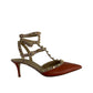 Scarpin Valentino Couro Vermelho e Studs Dourados Tam 36.5 BR