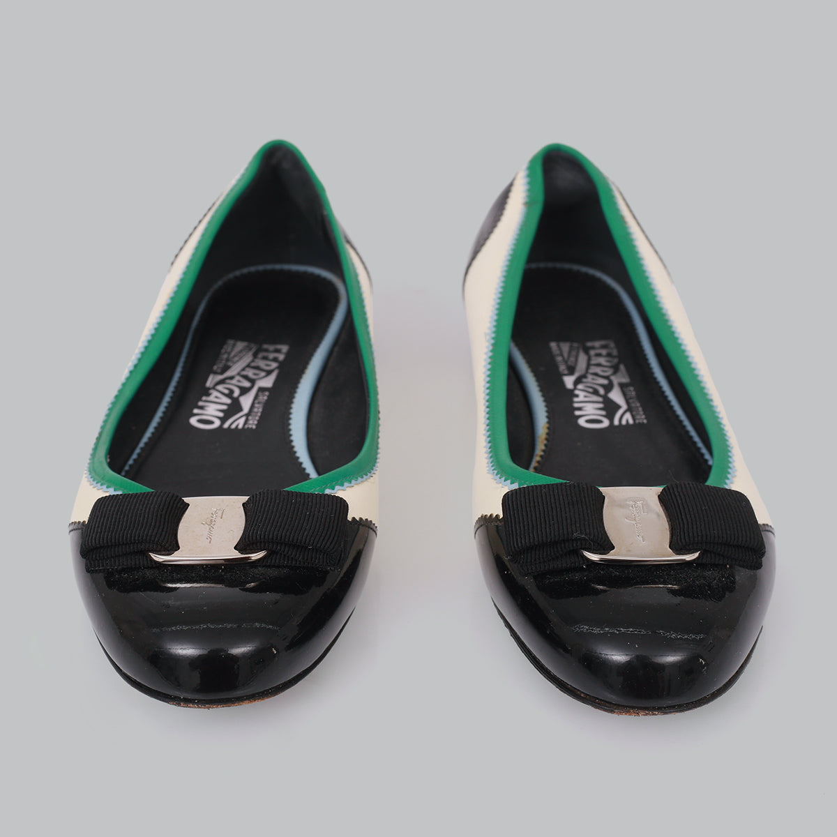 Sapatilha Ferragamo Off White TAM. 36 BR