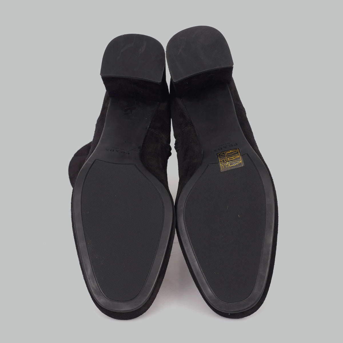 ⁠Bota Prada Preta Tam. 38