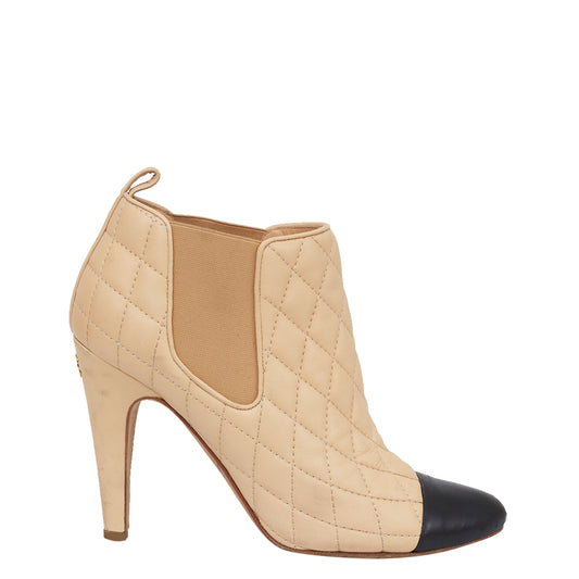 Bota Chanel Matelassê Bicolor Tam 36,5 Br