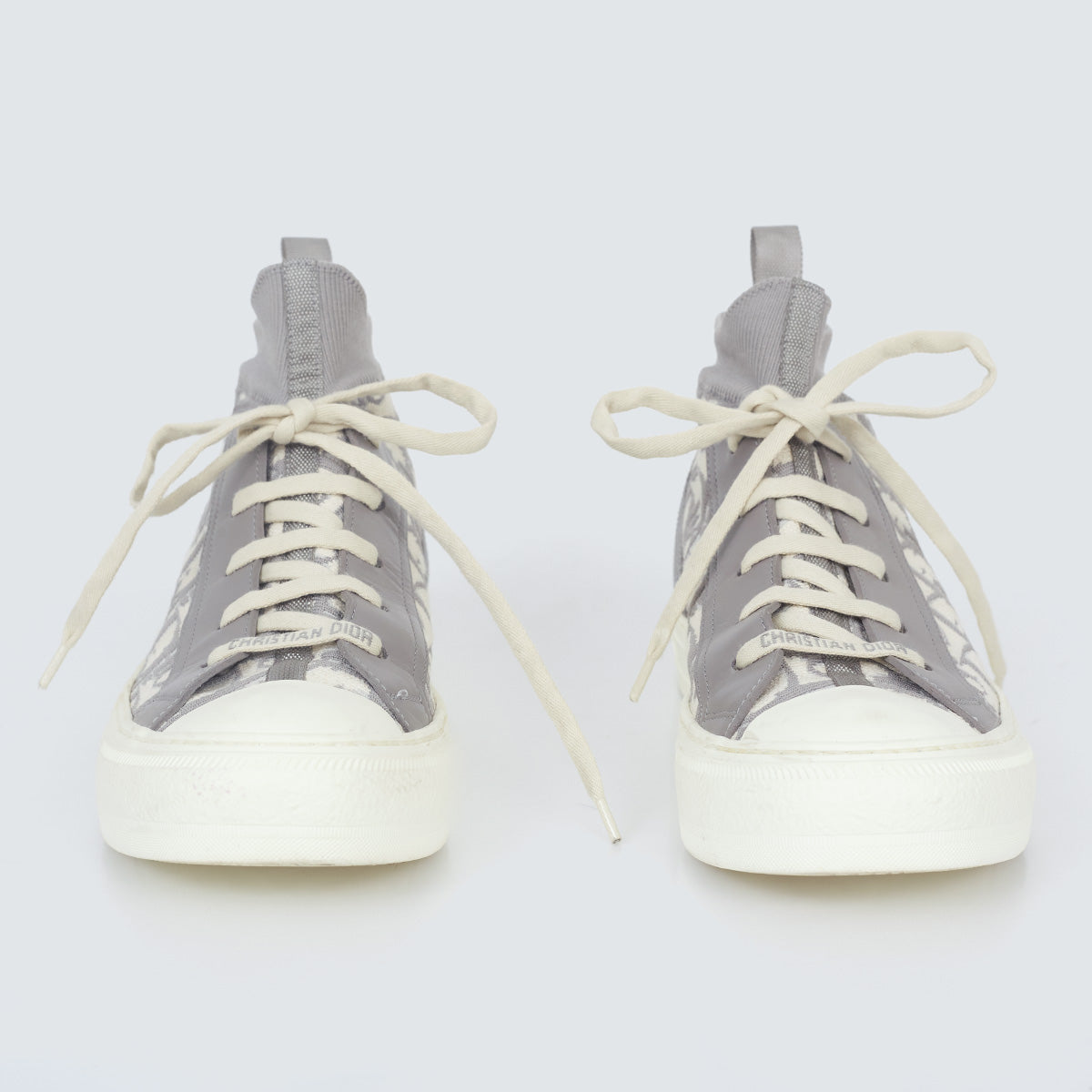 ⁠Tênis Dior Cinza Tam. 37 Br