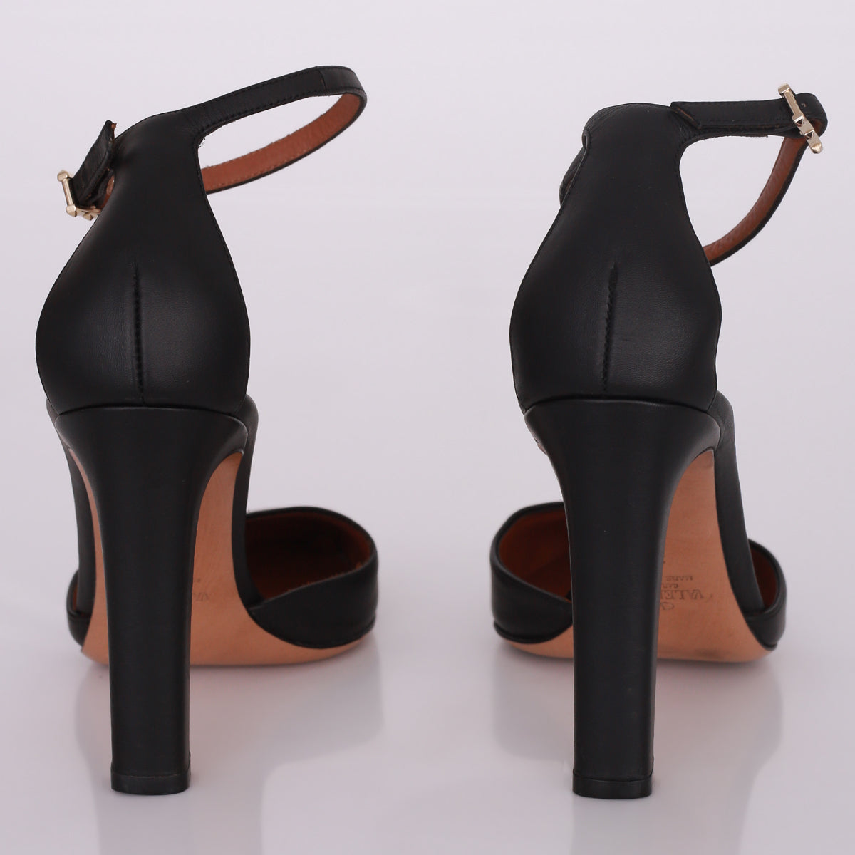 Scapin Valentino Couro Preto Tam. 37 Br