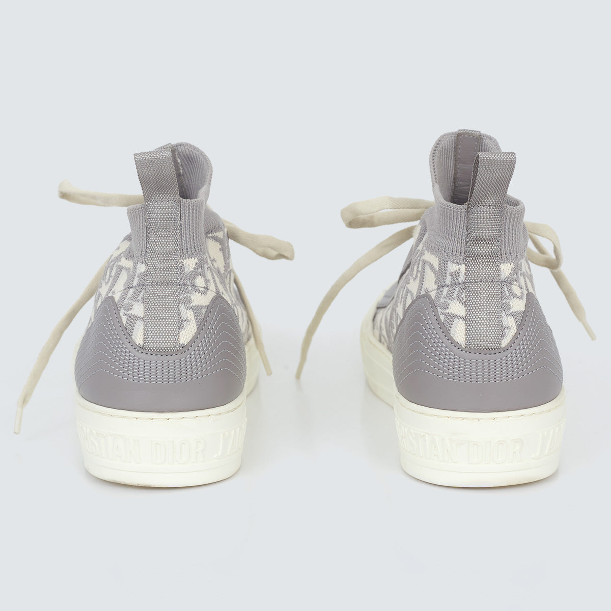 ⁠Tênis Dior Cinza Tam. 37 Br