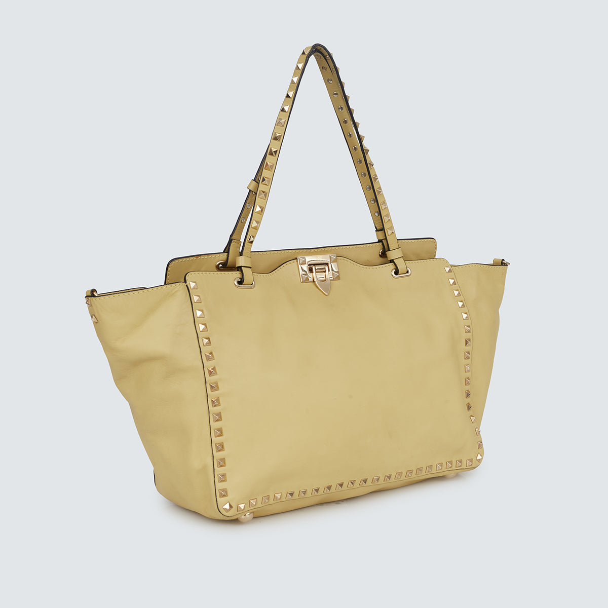 Bolsa Valentino Rockstud Grainy amarela