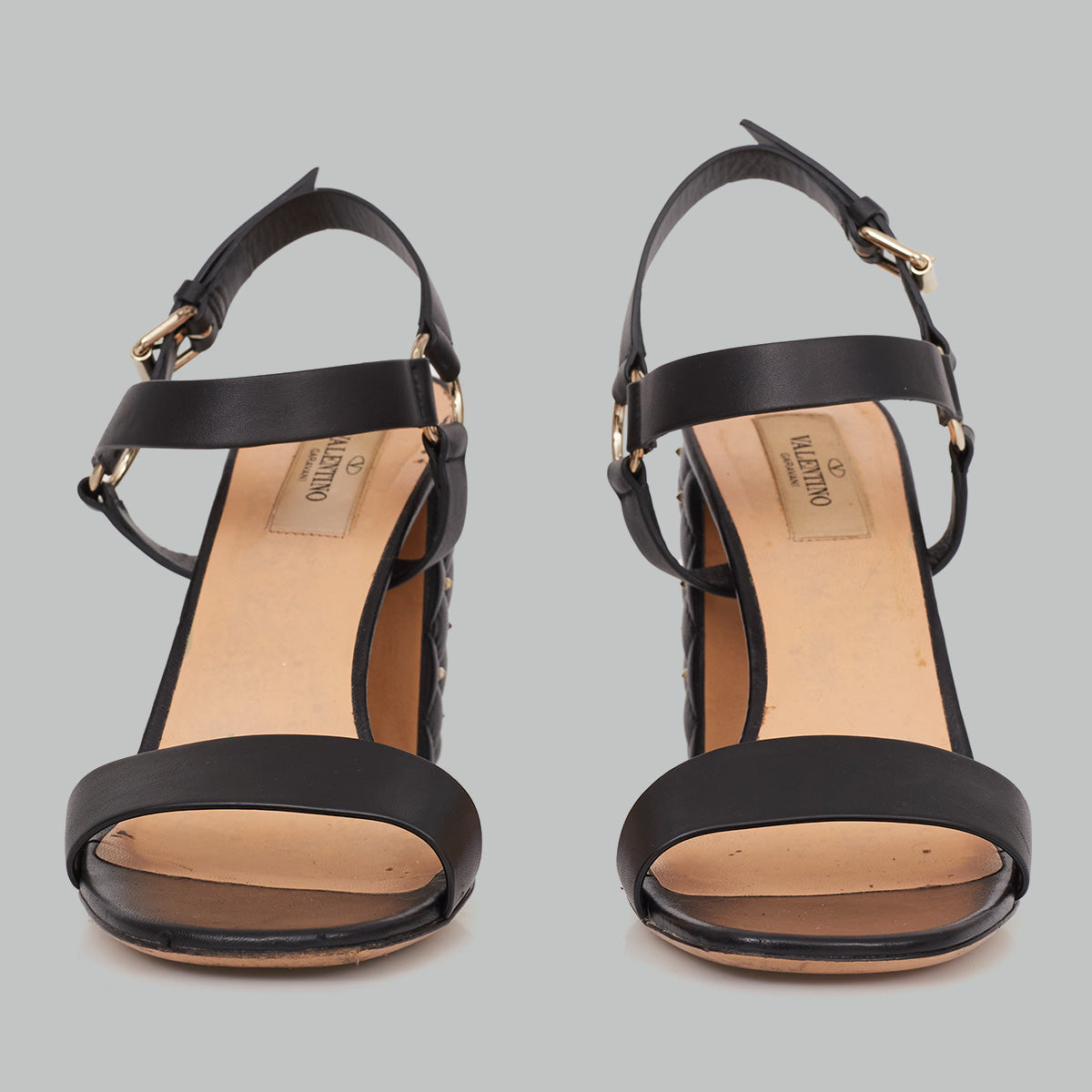 Sandália Valentino Rockstud Preta TAM. 36,5 BR