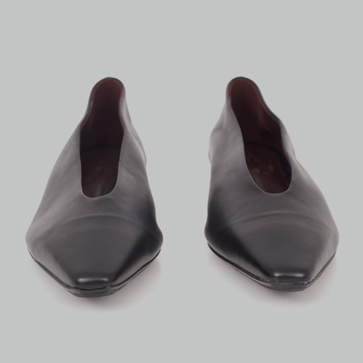 Sapato Bottega Veneta Almond Ballerina Leather Flats Preto TAM. 37,5 BR