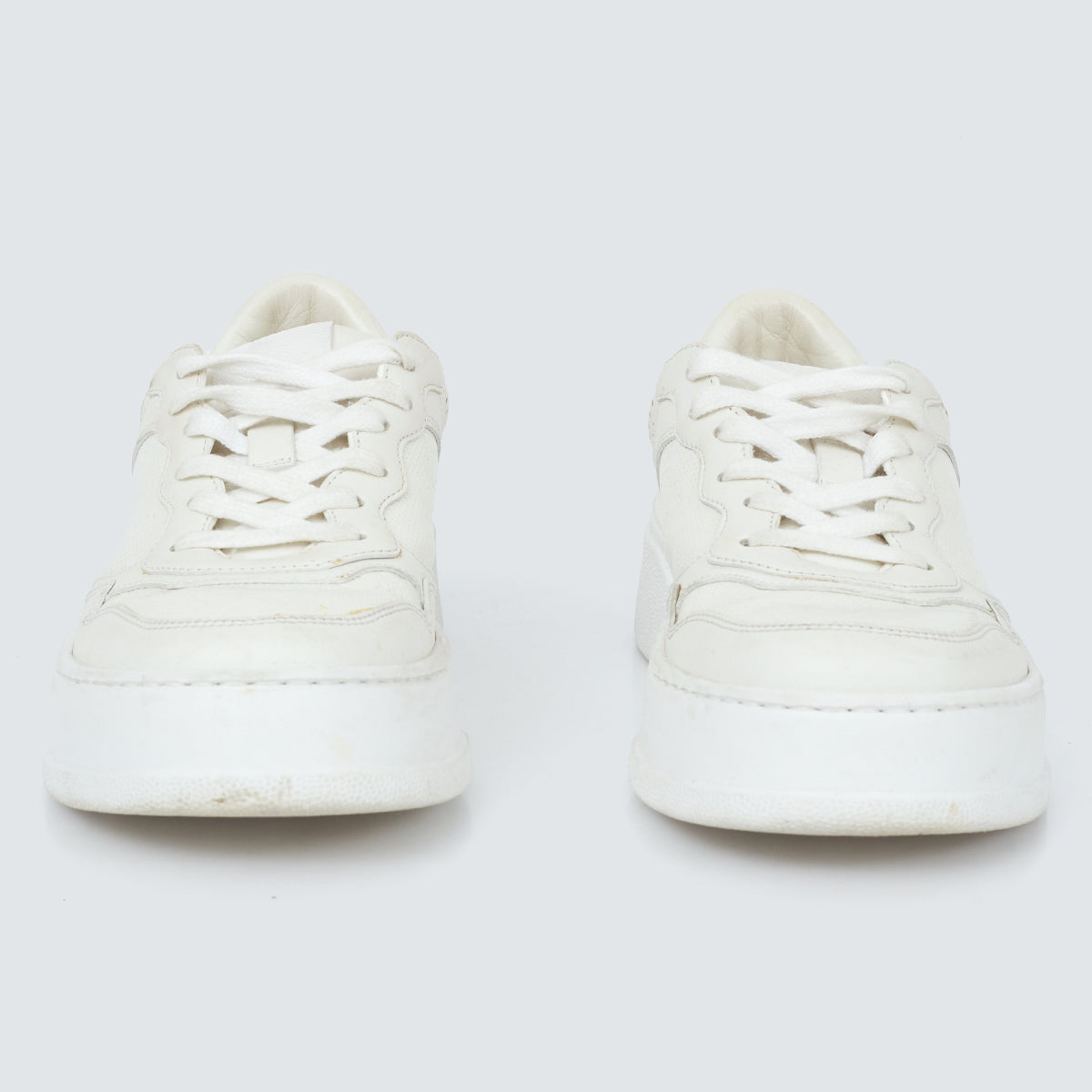 Tênis Gucci Couro Branco Tam. 36,5 BR