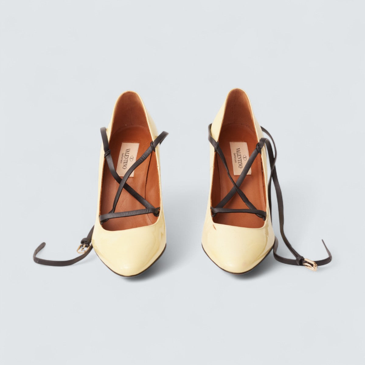 Salto Valentino Verniz Amarelo Tam. 34 BR