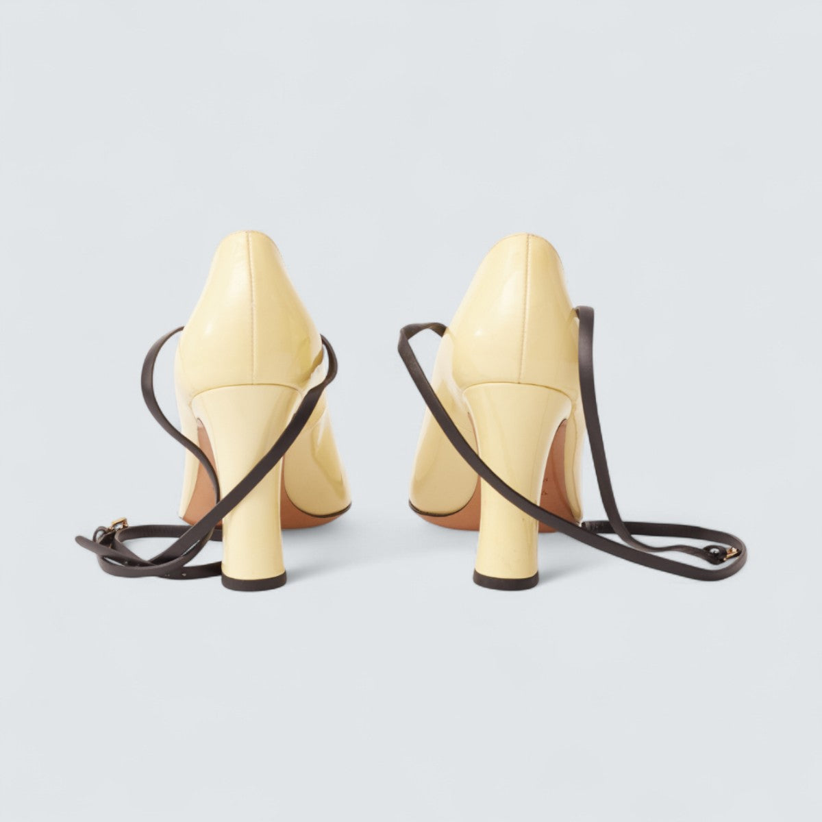 Salto Valentino Verniz Amarelo Tam. 34 BR