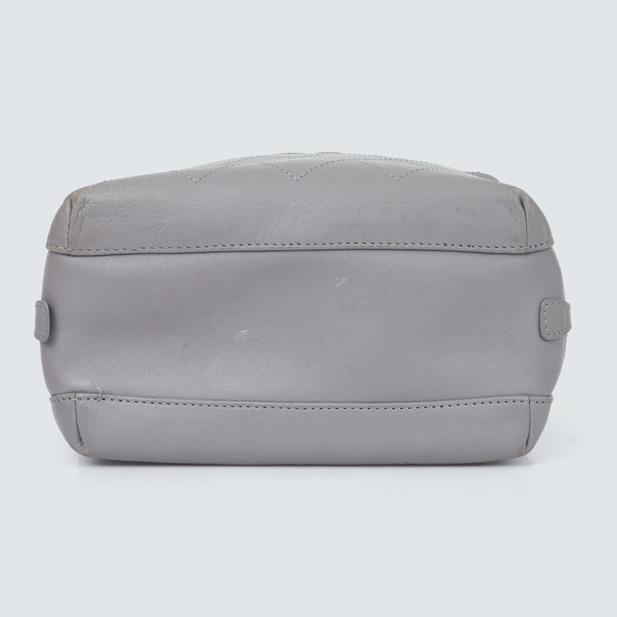 ⁠Bolsa Chanel Coco Curve Cinza