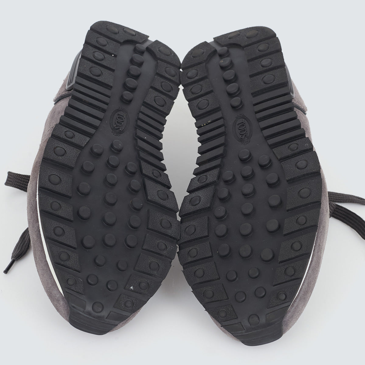 Tênis Tod's cinza Tam. 37,5 Br