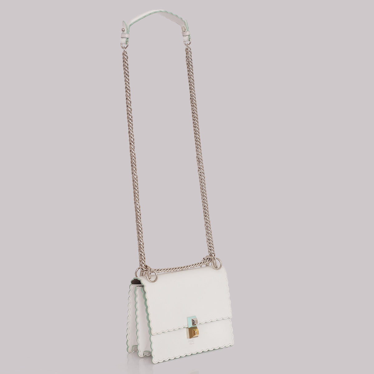 Bolsa Fendi Kan Branca