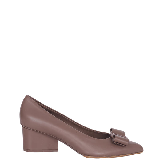 Scarpin Salvatore Ferragamo Cinza Tam. 37 Br