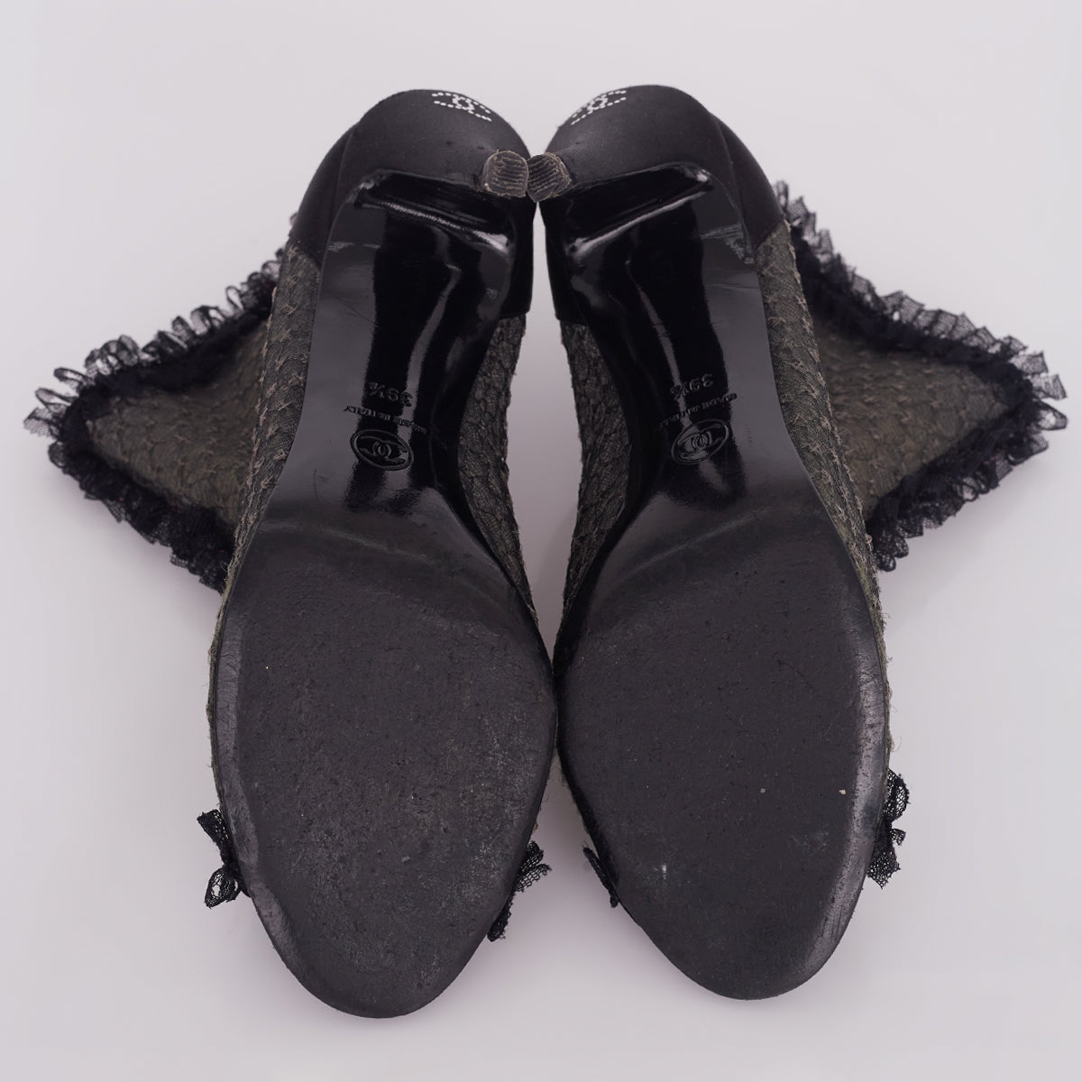 Ankle Boot Chanel com Transparência Tam. 37,5 Br