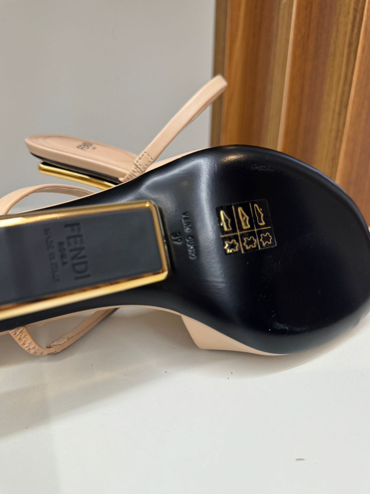 Mule Fendi First Nude Tam. 37 Br – Peguei Bode