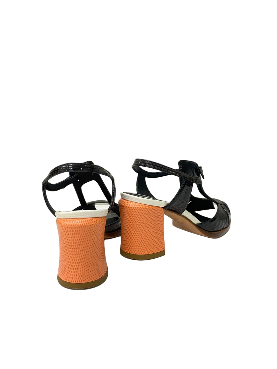 Sandália Fendi Preta Tam. 34 BR