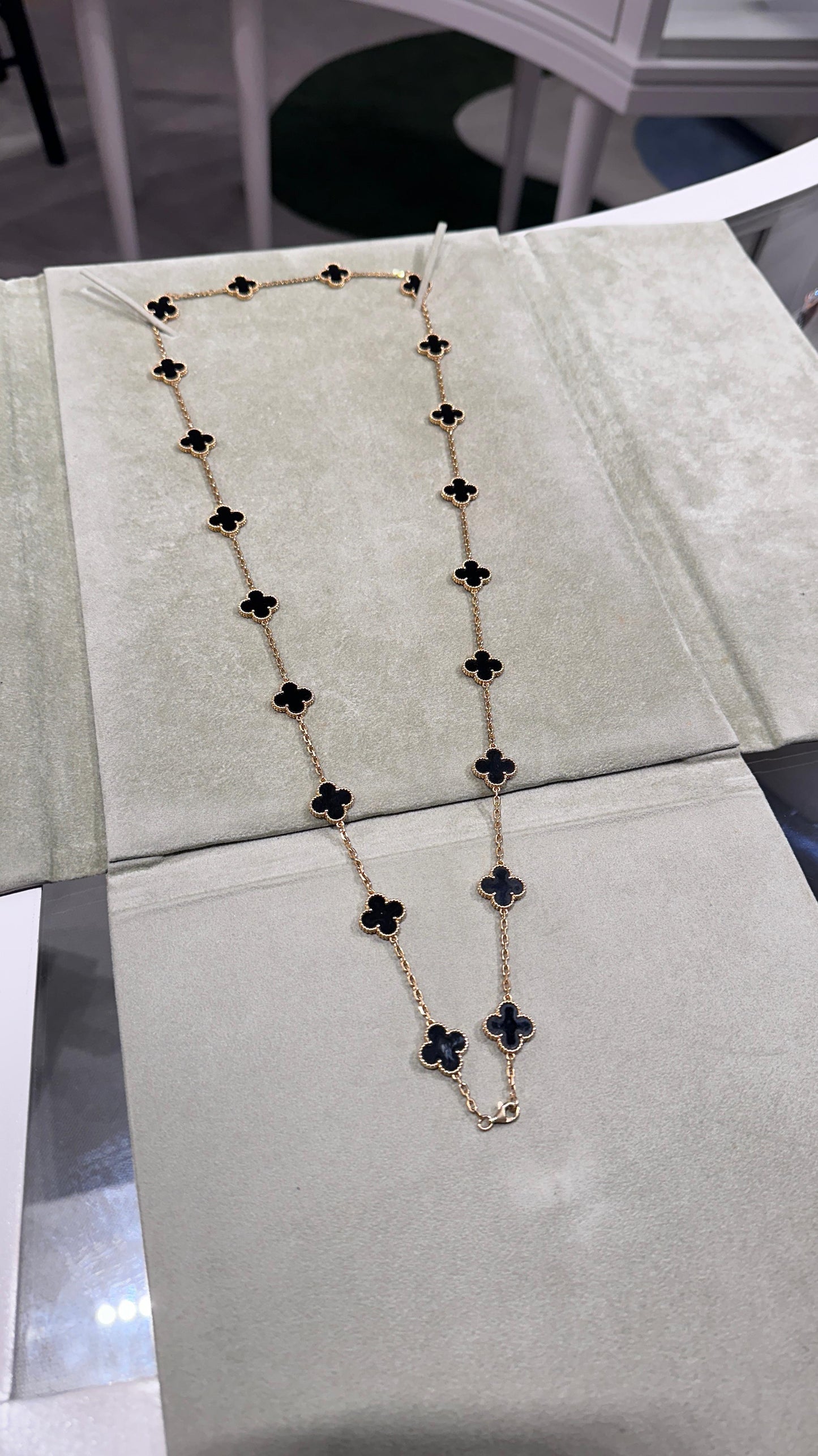 Colar Van Cleef Sautoir Vintage Alhambra 20 motifs