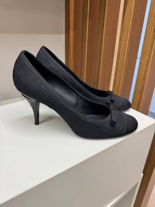 Salto Scarpin Chanel preto TAM. 39 BR