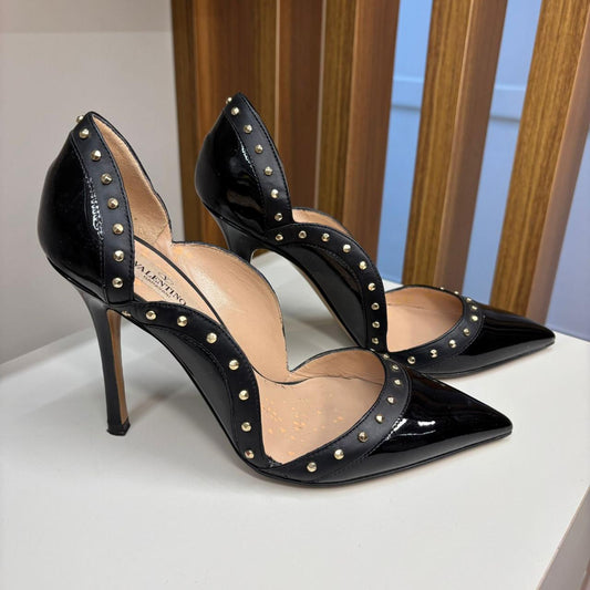 Scarpin Valentino Garavani preto TAM. 34 BR