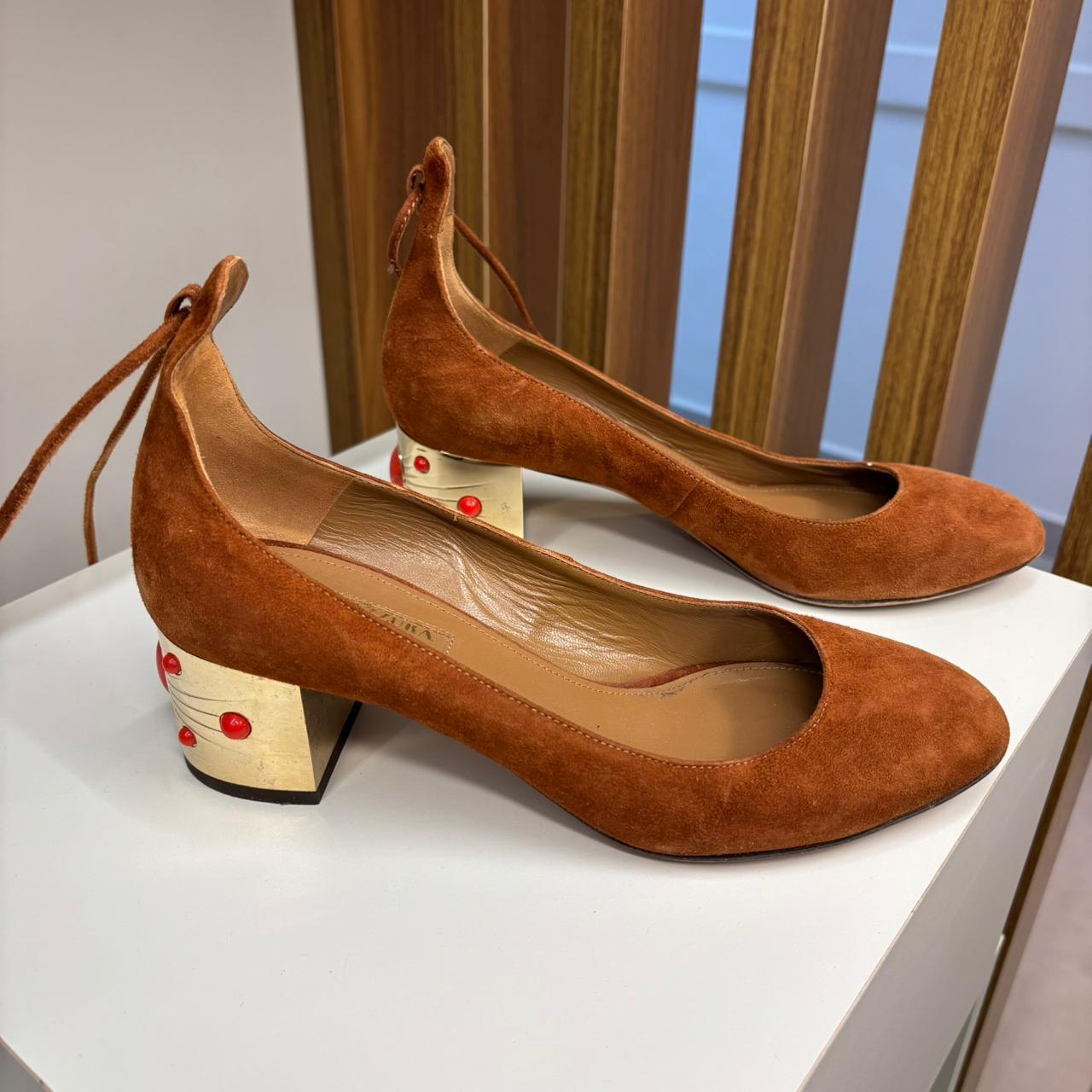 Sandália Aquazzura marrom TAM. 34 BR