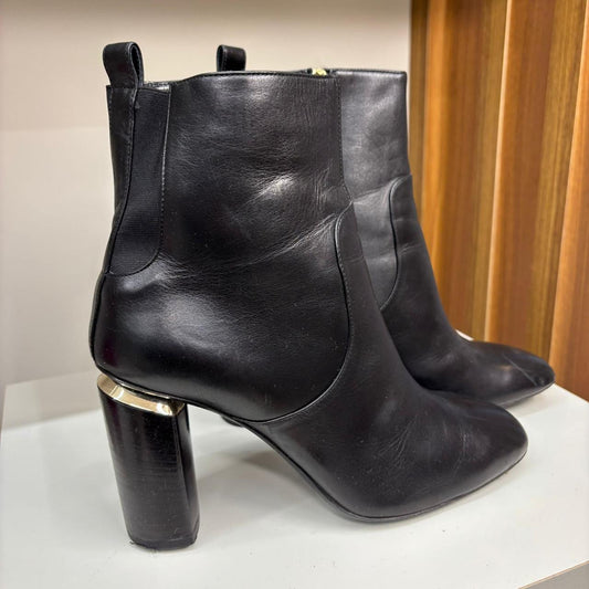 Ankle Boots preto TAM. 34 BR