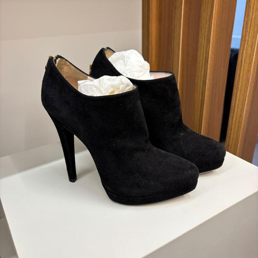 Ankle Boots Miu Miu camurça preta TAM. 34 BR