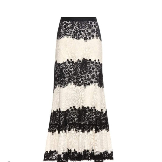 Saia Red Valentino Preto e Branco Renda Tam.40 Br