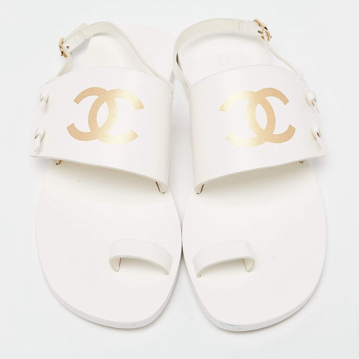 Sandália Chanel Leather CC Branca