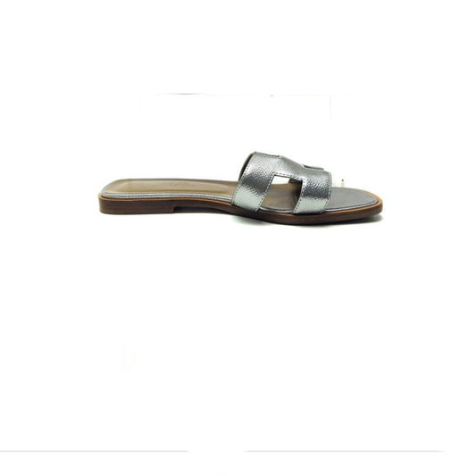 Rasteirinha Hermès Oran Gris Argenté Prata Tam 36,5 Br