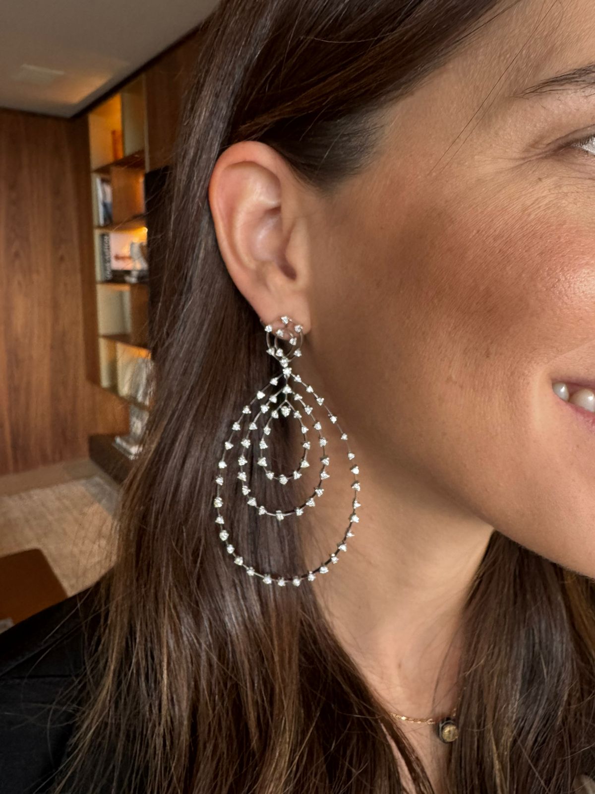 Brinco Talento Joias Ouro Branco com Brilhantes