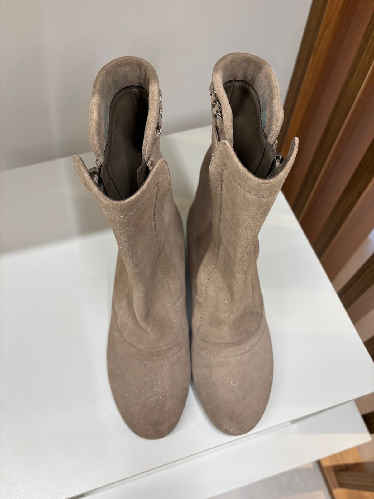 Bota Chanel TAM. 34,5 BR