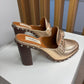 Mule Valentino Garavani Rockstud dourado TAM. 34,5
