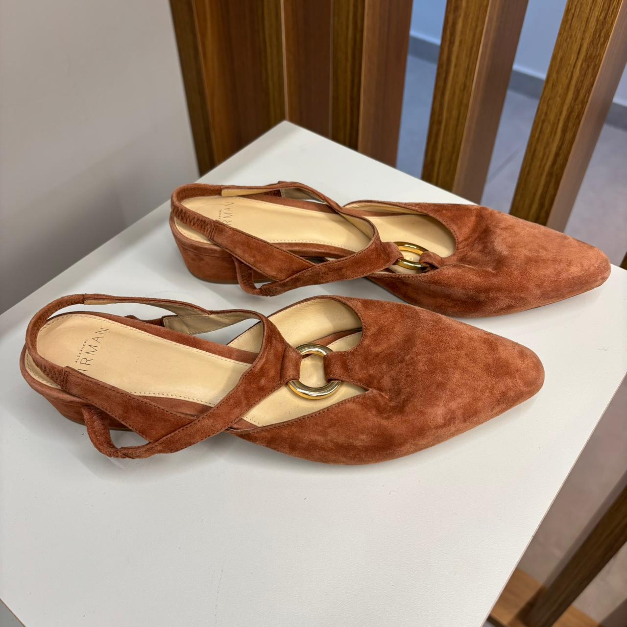 Sandália Alexandre Birman marrom TAM. 37 BR