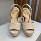 Salto plataforma Christian Louboutin Louloudance TAM. 34,5 BR