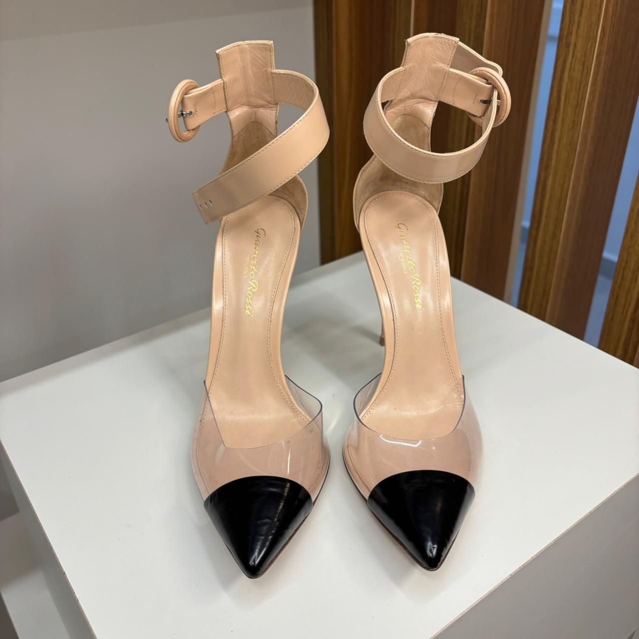 Salto Scarpin Plexi Gianvito Rossi TAM. 34 BR