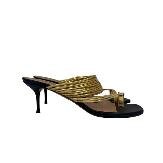 Sandalia Aquazzura Tiras Preto e Dourado Tam 38 BR