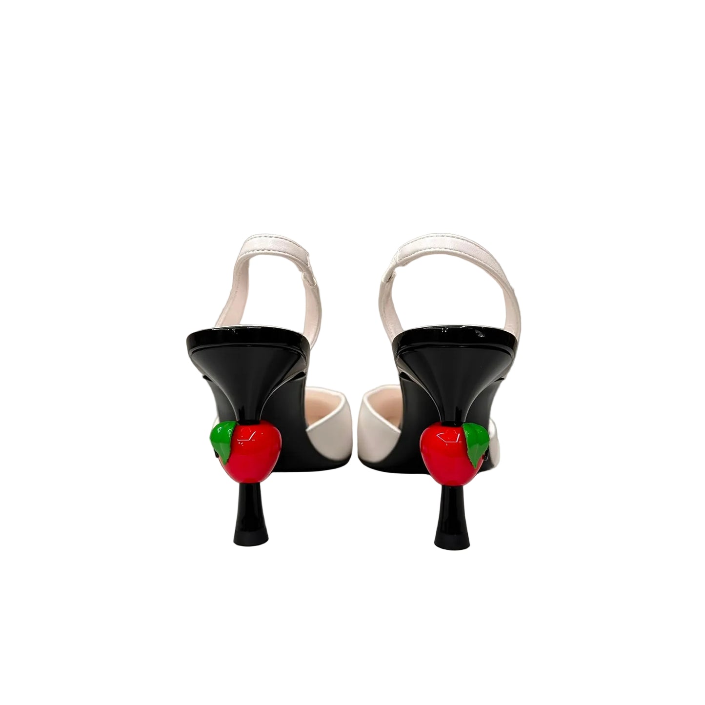 Sapato Chanel Slingback Preto e Branco Maça Tam 36,5 BR