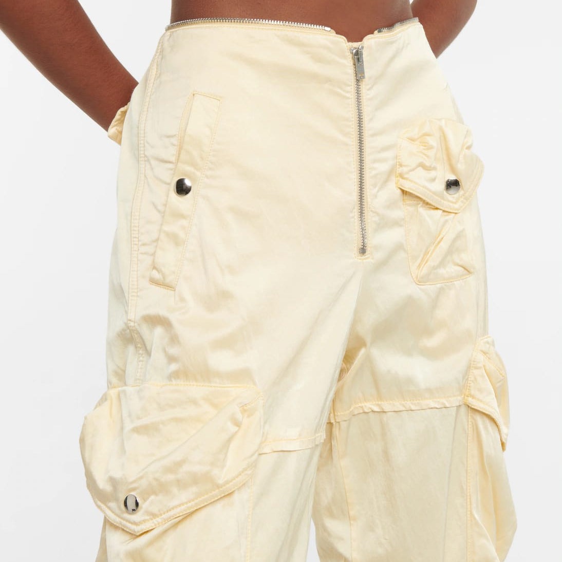 Calça Acne Studios Amarelo Manteiga Cargo Tam PP BR